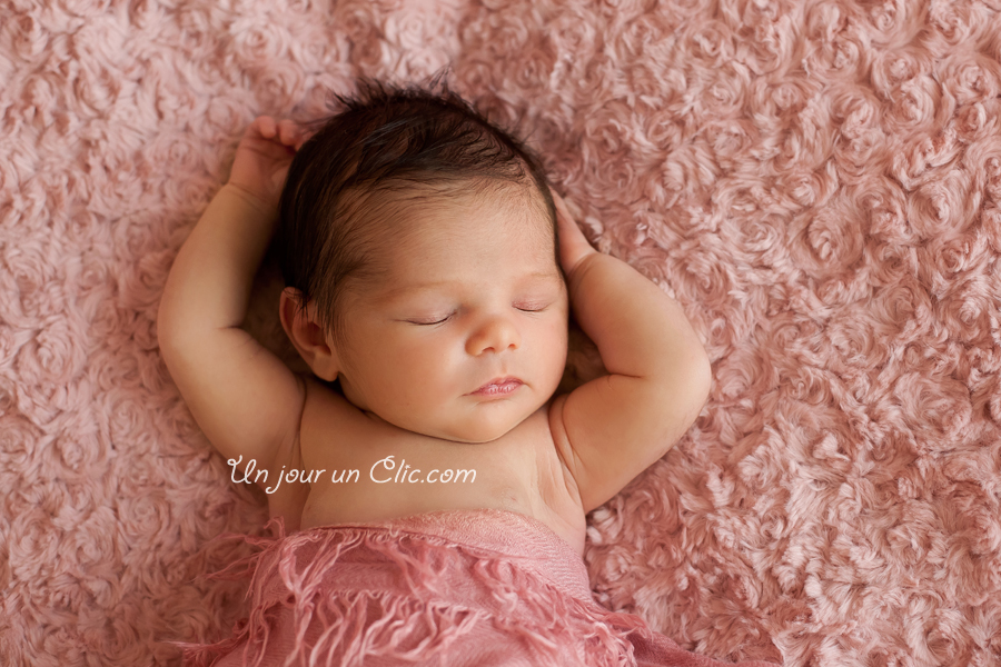 photographe-cholet-49-photo-nouveau-né-bébé-famille-15