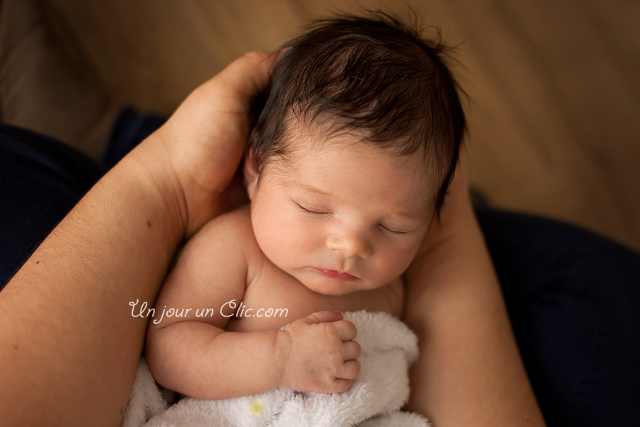 photographe-cholet-49-photo-nouveau-né-bébé-famille-7